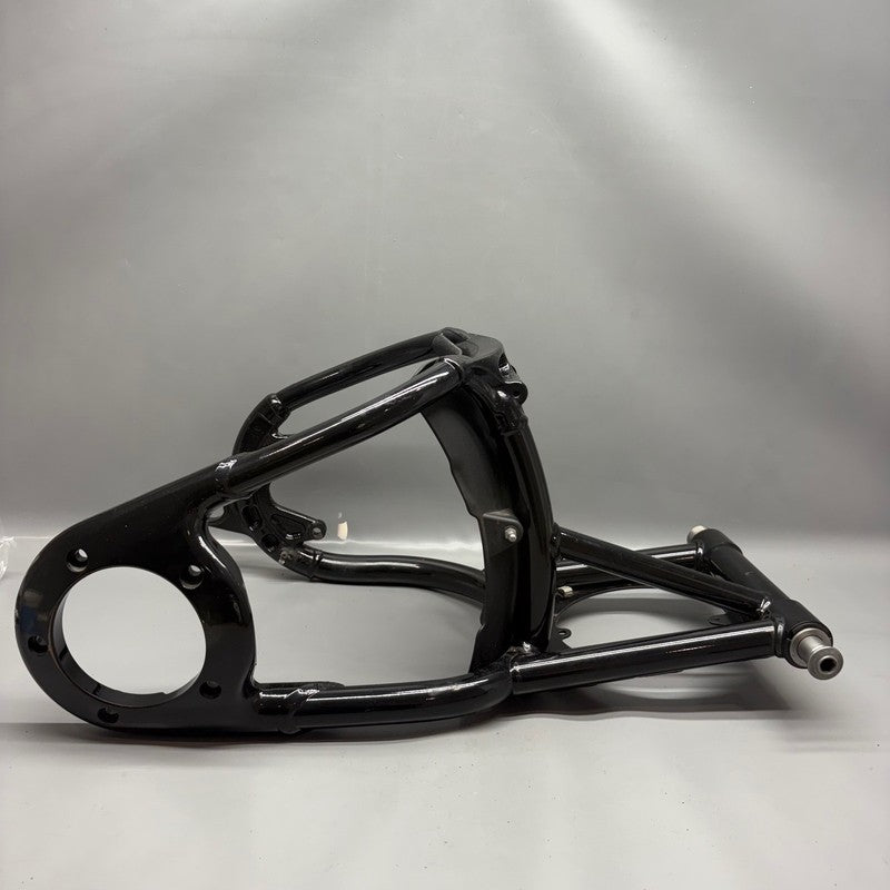 R18 B BMW R18 B REAR WHEEL SWINGING ARM 2020 2021 2022 2023 2024 OEM