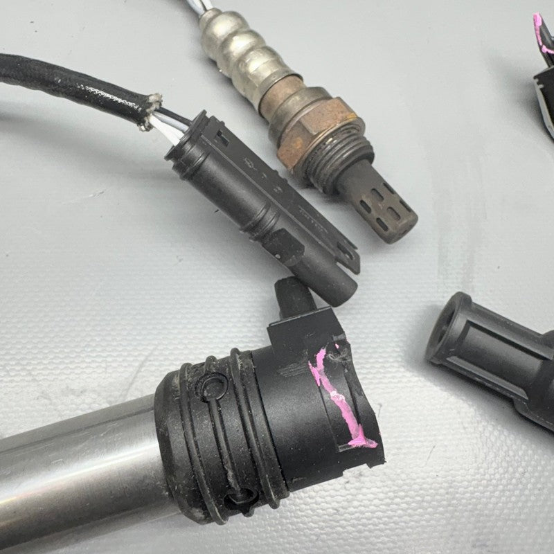 BMW R1200GS THROTTLE VALVE LEFT RIGHT 2009 2010 2011 2012 2013 OEM