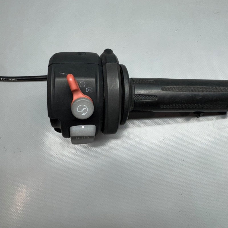F800ST BMW F800ST HANDLE GRIP RIGHT WITH SWITCH 2005 2006 2007 2008 2009 2010 2011 OEM