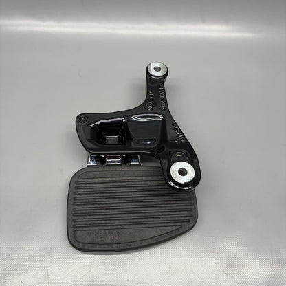 BMW R18 TRANSCONTINENTAL FOOTREST PLATE LEFT REAR 2020-2022 2023 2024 