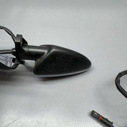 7724586 BMW S1000RR TURN SIGNAL INDICATOR LEFT RIGHT 2010 2011 2012 2013 2014 7724586
