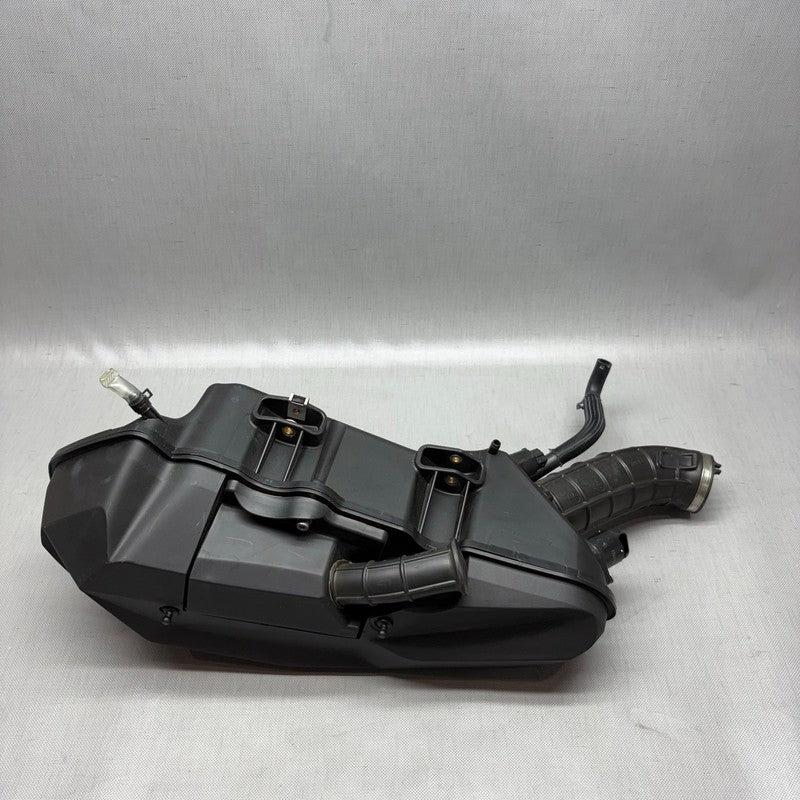 BMW C400X INTAKE MUFFLER 2018 2019 2020 OEM 8552423