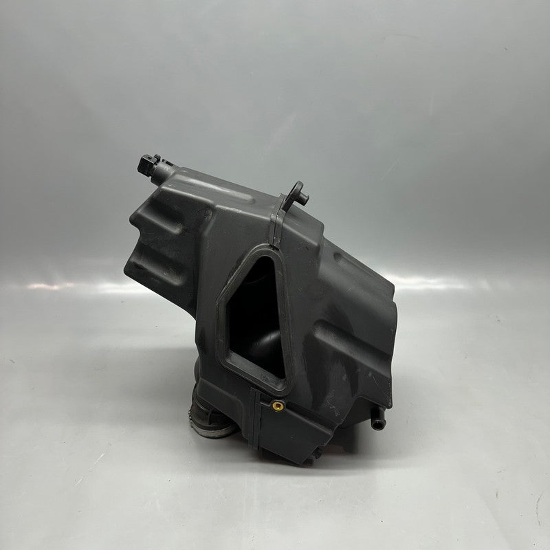 7724926 BMW C600 SPORT AIR BOX FILTER HOUSING 2011 2012 2013 2014 2015 OEM 7724926