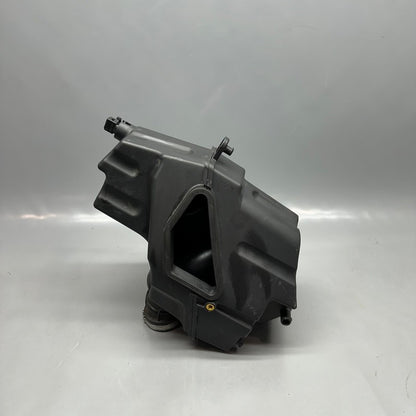 7724926 BMW C600 SPORT AIR BOX FILTER HOUSING 2011 2012 2013 2014 2015 OEM 7724926