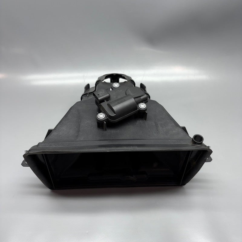 BMW M1000R AIR GUIDANCE REAR 2021 2022 2023 2024 OEM 8567803