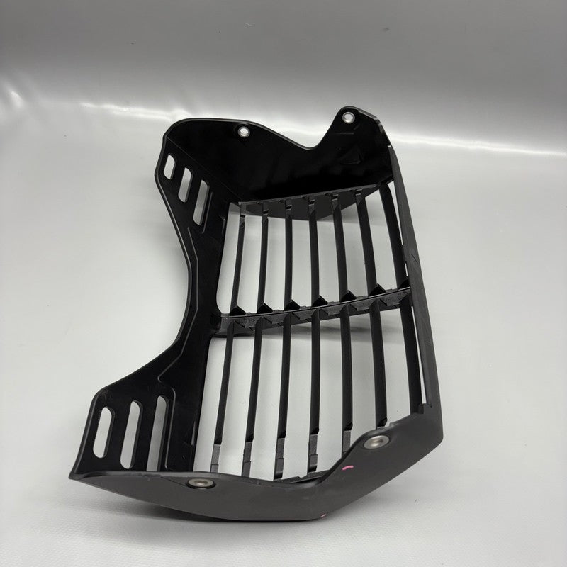 8409732 BMW R18 TRANSCONTINENTAL OIL COOLER COVER 2020 2021 2022 2023 2024 2025 8409732