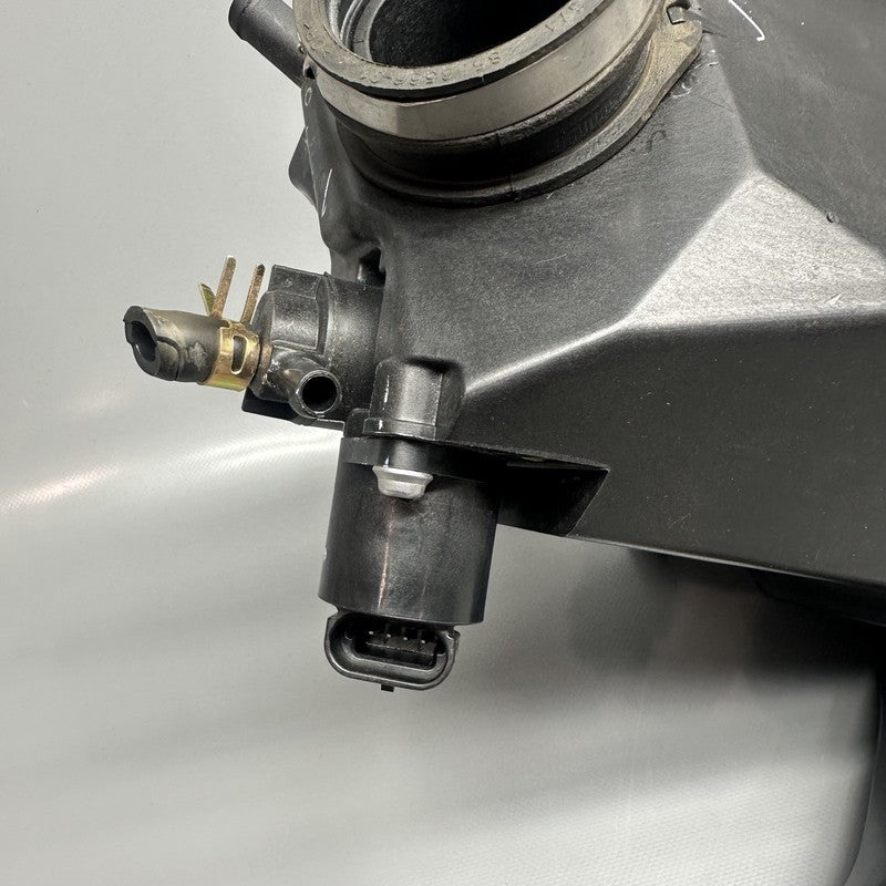 8558303 BMW G310GS AIR INTAKE BOX 2018 2019 OEM 8558303