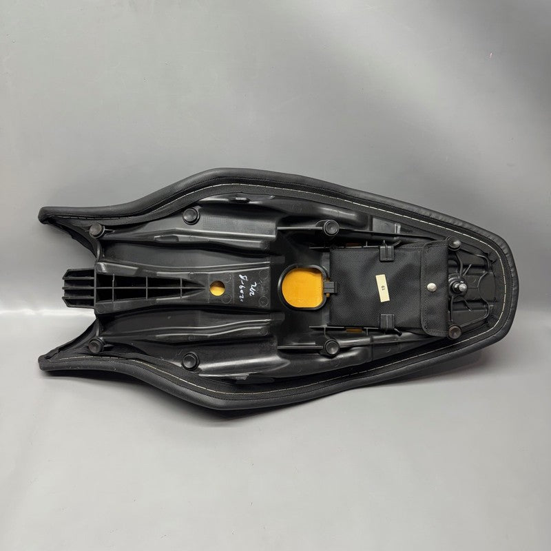 BMW G310 R SEAT FRONT DRIVER 2016 2017 2018 2019 2020 OEM 8556904
