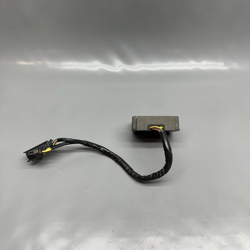 G650GS SERTAO BMW G650GS SERTAO VOLTAGE REGULATOR 2010 2011 2012 2013 2014 OEM