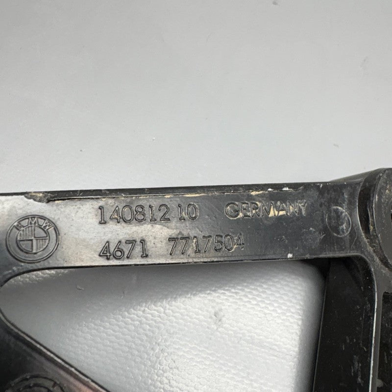 7717504 BMW K1600GT FOOTPEG MOUNT RIGHT 2011 2012 2013 2014 2015 2016 OEM 7717504