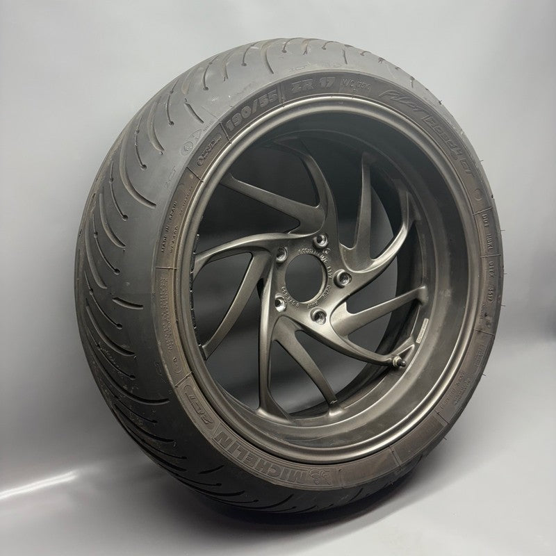 BMW K1600GT WHEEL REAR 2010 2011 2012 2013 2014 2015 2016 OEM 8528659