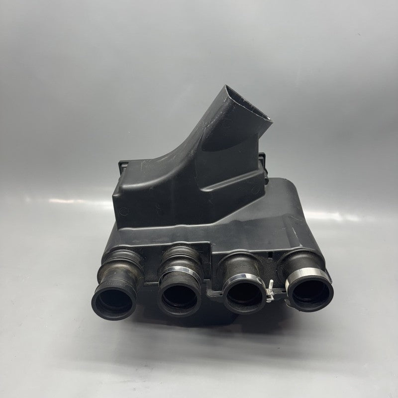 76725778 BMW K 1200LT AIR INTAKE BOX 2005 2006 2007 2008 OEM 76725778