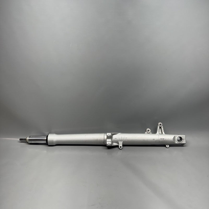 2333446 BMW K 1200LT FORK RIGHT 2005 2006 2007 2008 OEM 2333446