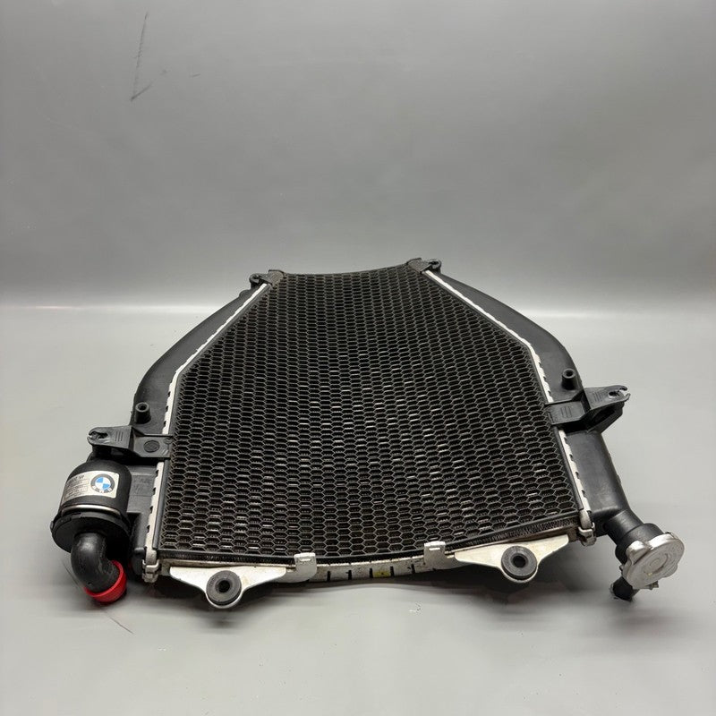 BMW K 1300S RADIATOR WITH FAN 2009 2010 2011 2012 2013 2014 2015 2016 