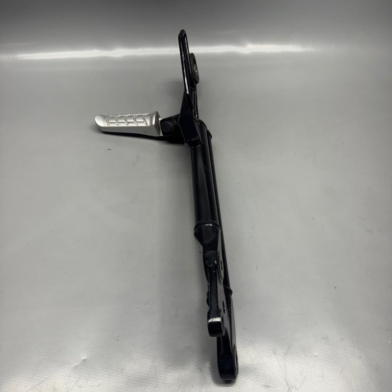 G310GS BMW G310GS FOOTREST BRACKET RIGHT REAR 2016 2017 2018 2019 2020 OEM