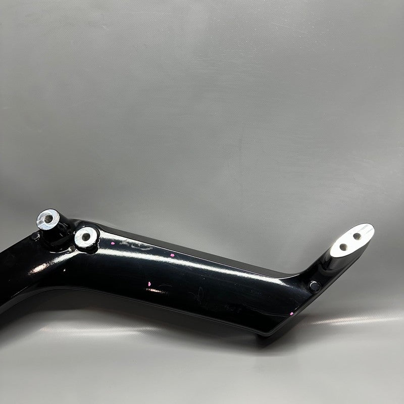 BMW R18 TRANSCONTINENTAL TRUNK SUPPORT BRACKET RIGHT 2020-2023 2024 20