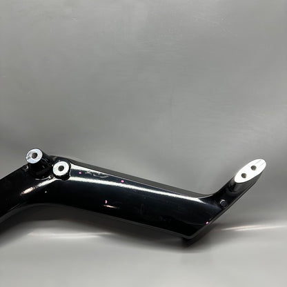 BMW R18 TRANSCONTINENTAL TRUNK SUPPORT BRACKET RIGHT 2020-2023 2024 20