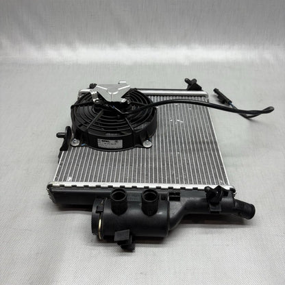 7725070 BMW C650 GT RADIATOR WITH FAN 2011 2012 2013 2014 2015 OEM 7725070