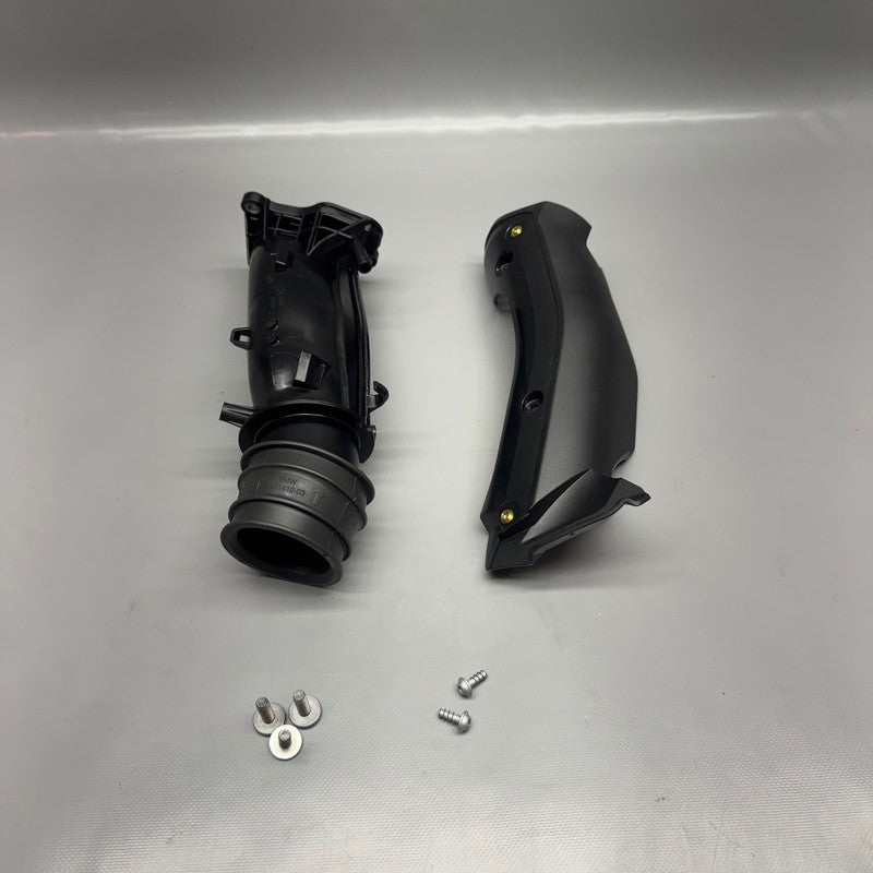 R18 TRANSCONTINENTAL BMW R18 TRANSCONTINENTAL SUCTION TUBE LEFT 2020 2021 2022 2023 2024 2025 OEM