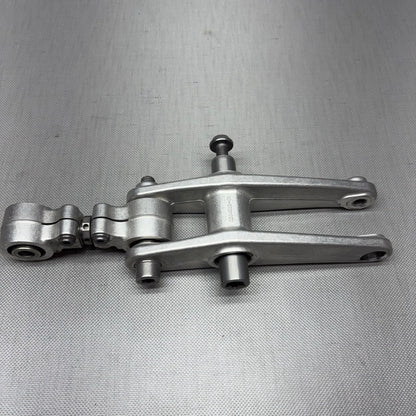 8564590-01 BMW S1000RR REAR SHOCK LINKAGE LINK 2019 2020 2021 2022 2023 2024 OEM 8564590-01