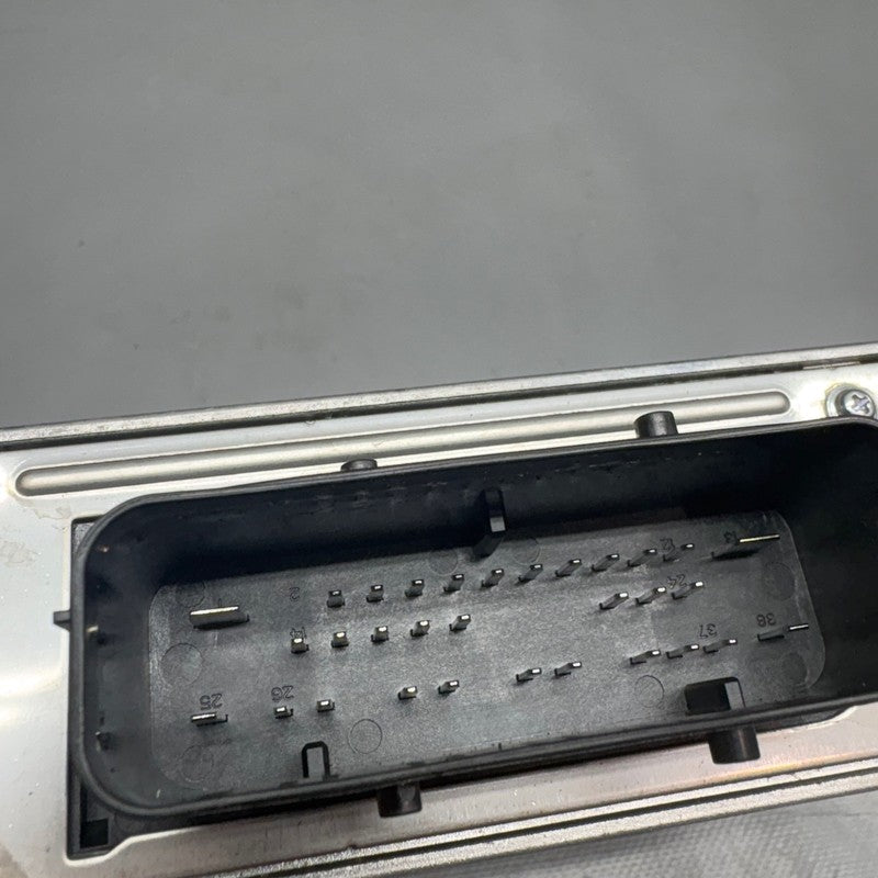 7106140 BMW R18 B CONTTROL UNIT FOR AUDIO SYSTEM 2020 2021 2022 2023 2024 OEM 7106140