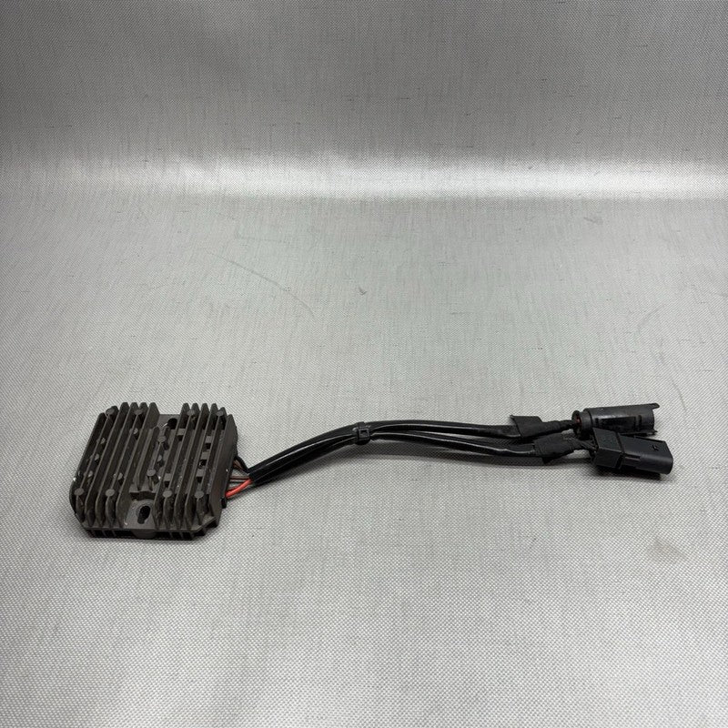 8559626 BMW G 310R VOLTAGE RECTIFIER 2016 2017 2018 2019 2020 OEM 8559626