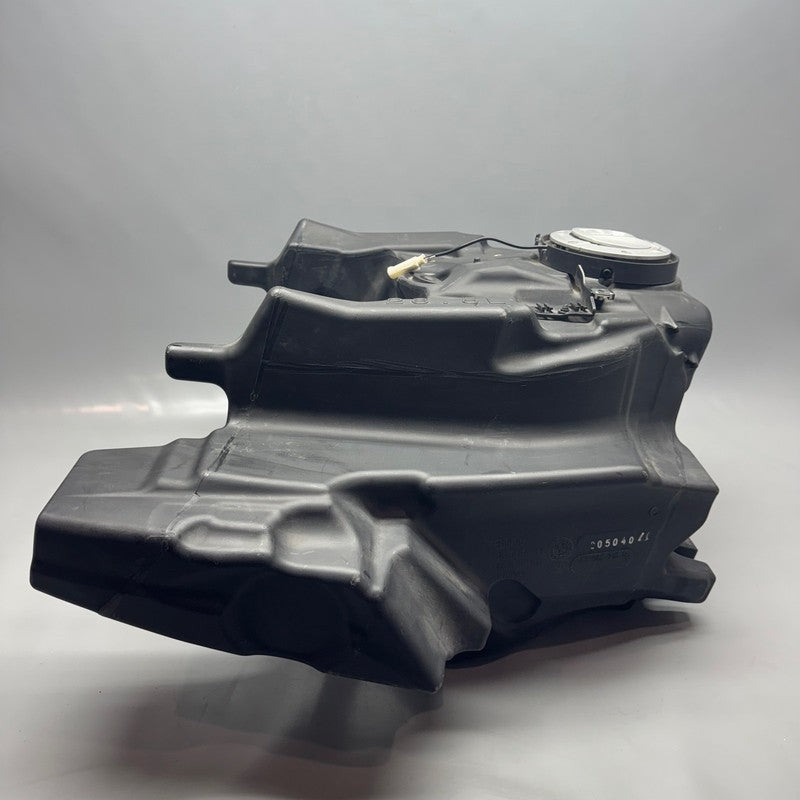BMW K1600GT FUEL TANK 2010 2011 2012 2013 2014 2015 2016 OEM 8546376
