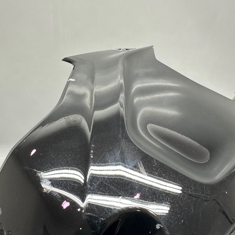 8569770 BMW S1000R FUEL TANK CENTER COVER 2020 2021 2022 2023 2024 2025 OEM 8569770