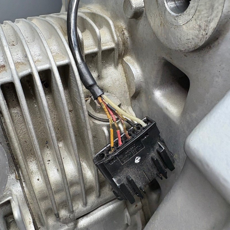 BMW R1100R ENGINE MOTOR  1195 OEM 23198 MILES