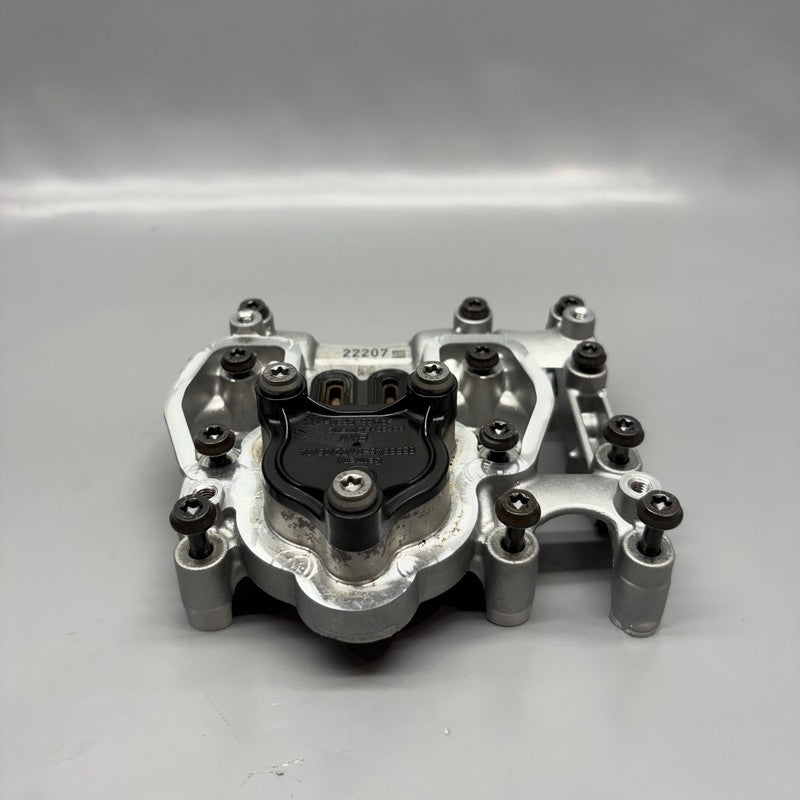 BMW S1000R CYLINDER HEAD CAMSHAFT BRACKET 2020 2021 2022 2023 2024 OEM