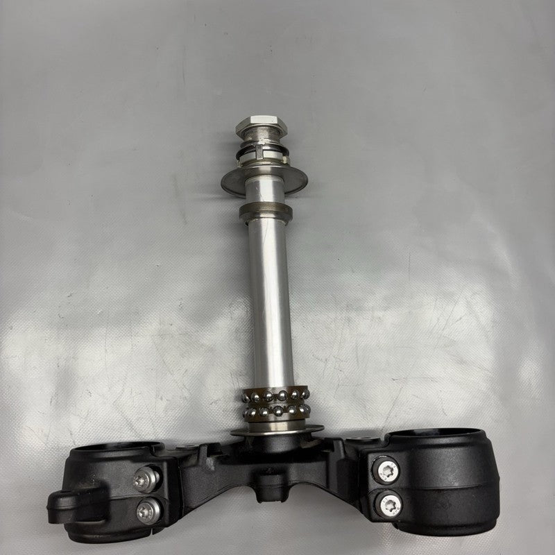 8526069 BMW M1000R LOWER FORK CROSS BRACE 2021 2022 2023 2024 OEM 8526069