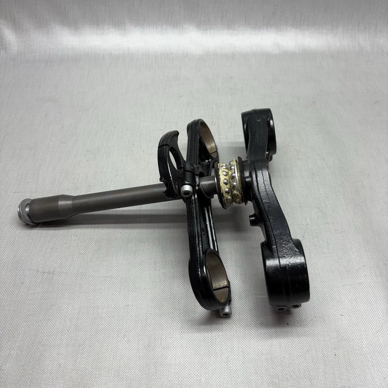 7725154 BMW C650 GT FORK CROSS BRACE UPPER LOWER 2011 2012 2013 2014 2015 OEM 7725154