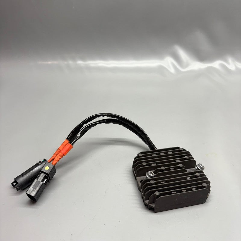 7924676 BMW G 310R VOLTAGE REGULATOR 2019 2020 2021 2022 2023 2024 2025 OEM 7924676