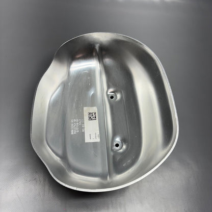 8407878 BMW R18 IGNITION COIL COVER RIGHT 2020 2021 2022 2023 2024 OEM 8409878