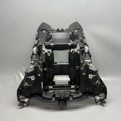 9899419 BMW R18 TRANSCONTINENTAL WINDSHIELD MOUNT 2020 2021 2022 2023 2024 OEM 9899419