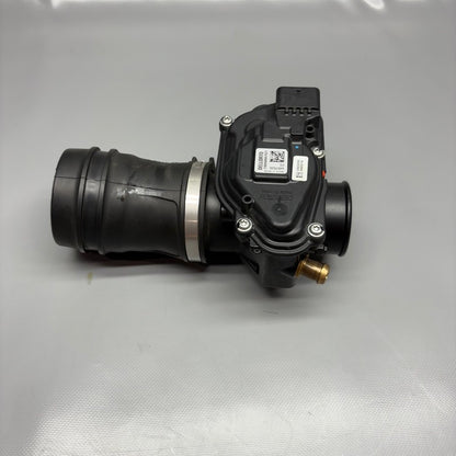 R12 NINE T BMW R12 NINE T THROTTLE VALVE RIGHT 2022 2023 2024 2025 OEM