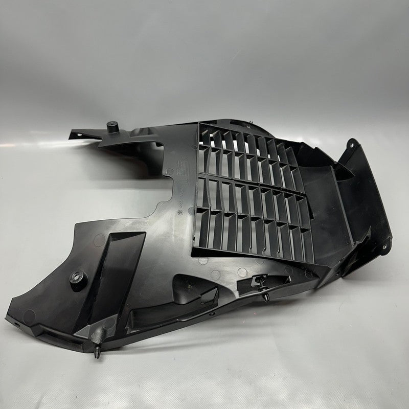 7724897 BMW C600 SPORT RADIATOR GRILLE COVER 2011 2012 2013 2014 2015 OEM 7724897