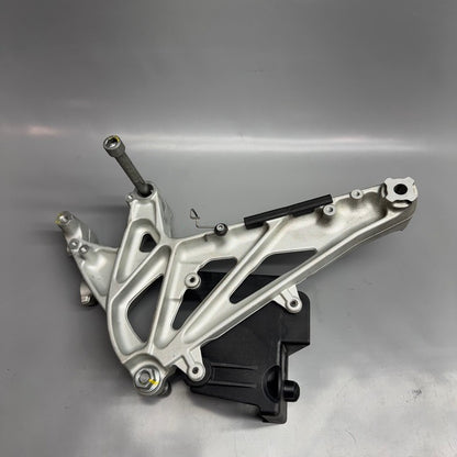BMW G650X K15 MOUNT FOR STRUT 2006 2007 2008 2009 OEM 7696700