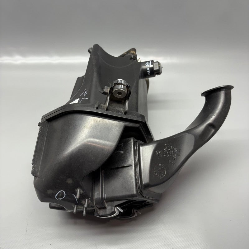 BMW G310R US AIR INTAKE BOX 2016 2017 2018 2019 2020 OEM 8558303