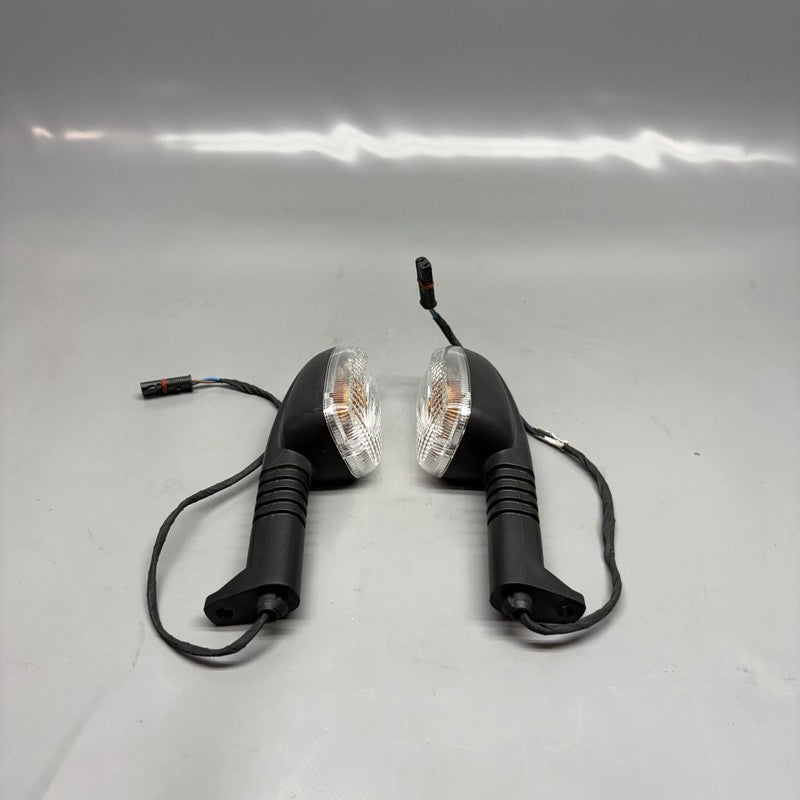 R1200GS BMW R1200GS SIGNAL LIGHTS FRONT 2009 2010 2011 2012 2013 OEM 