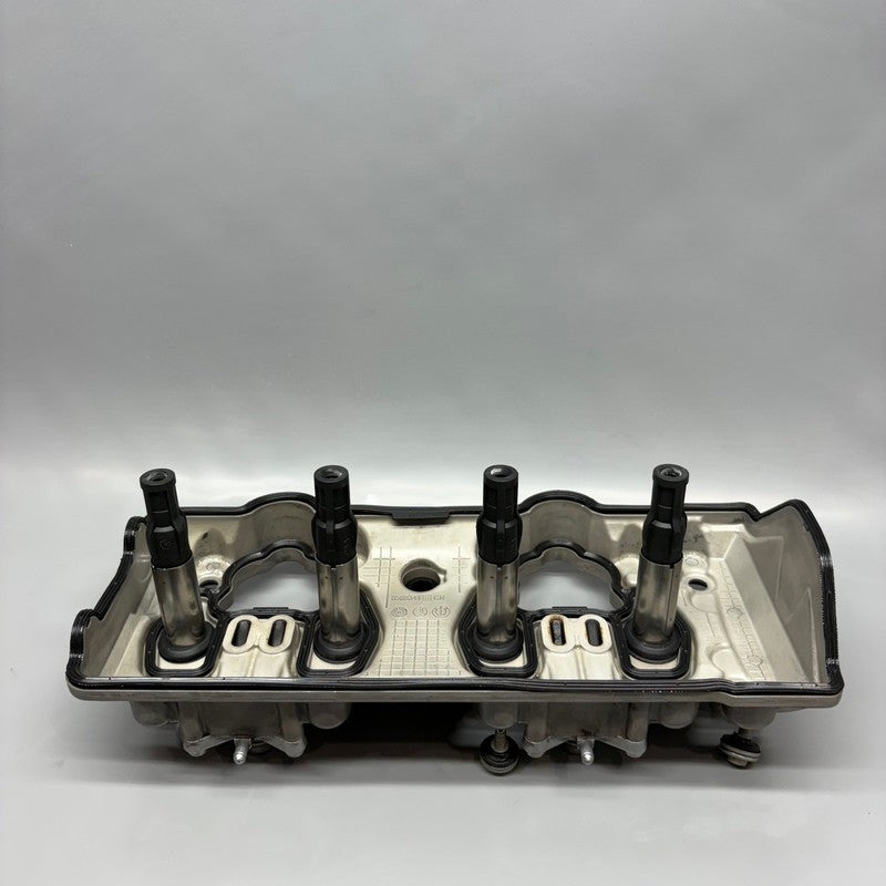 BMW S1000R CYLINDER HEAD COVER 2020 2021 2022 2023 2024 OEM 8569341