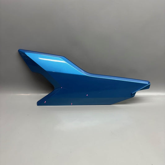 8558589 BMW C400X FAIRING SIDE PANEL LEFT 2018 2019 2020 OEM 8558589