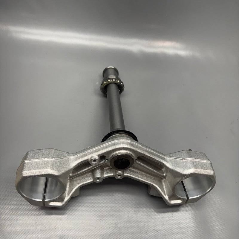 BMW G310R US FORK BRACE BOTTTOM 2016 2017 2018 2019 2020 OEM
