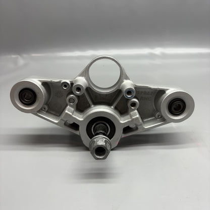 7704584 BMW R1200GS TRIPLE TREE CLAMP UPPER 2006 2007 2008 2009 2010 2011 2012 OEM