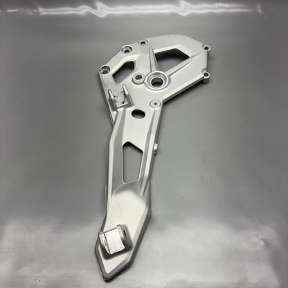 8404013 BMW F900R FOOTPEG PLATE RIGHT 2020 2021 2022 2023 2024 OEM 8404013