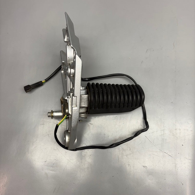 BMW R 1100R FOOTPEG RIGHT REAR 1993-1996 1997 1998 1999 2000 2001 OEM 