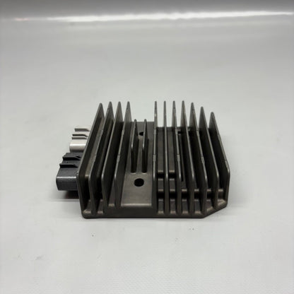 R18 TRANSCONTINENTAL BMW R18 TRANSCONTINENTAL VOLTAGE REGULATOR 2020 2021 2022 2023 2024 2025 OEM