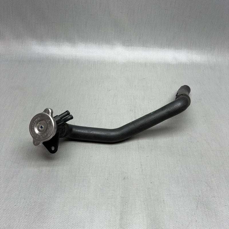 7725201 BMW C650 GT COOLANT HOSE 2011 2012 2013 2014 2015 OEM 7725201