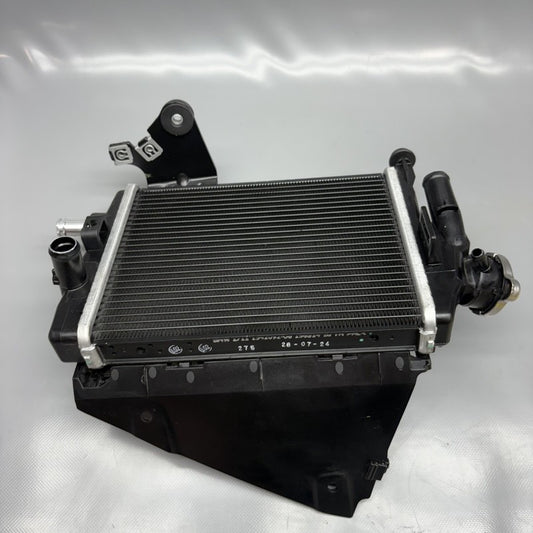 1542012 BMW R1300GS ADVENTURE RADIATOR RIGHT 2023 2024 2025 OEM 1542012