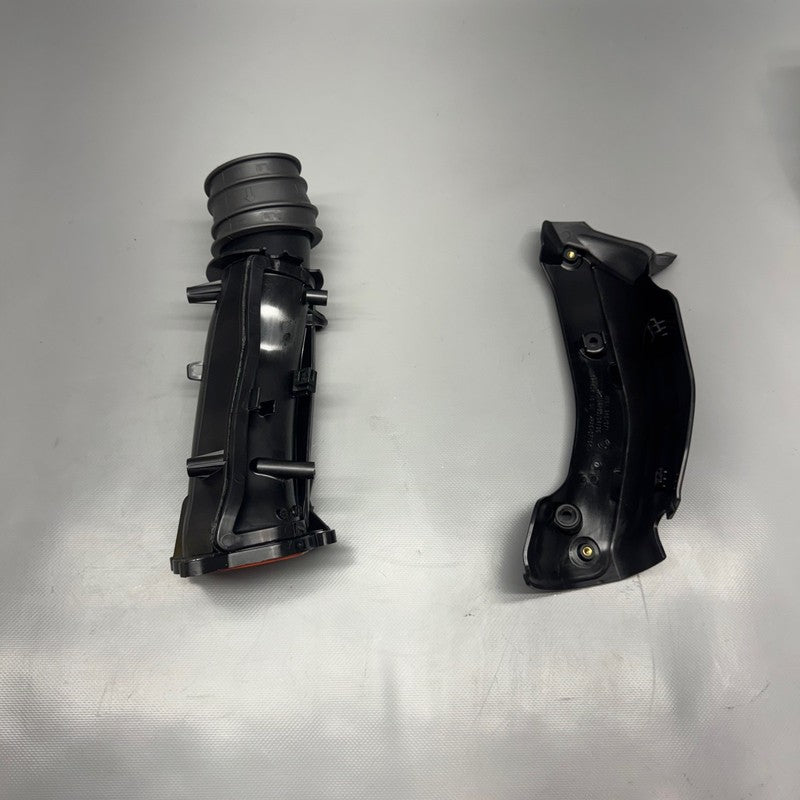 R18 TRANSCONTINENTAL BMW R18 TRANSCONTINENTAL SUCTION TUBE LEFT 2020 2021 2022 2023 2024 2025 OEM